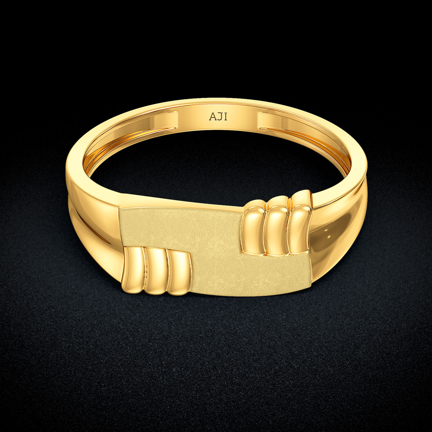 Pleasing Designer Gold Rings image