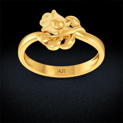Elegance Gold Ring alternate view 2
