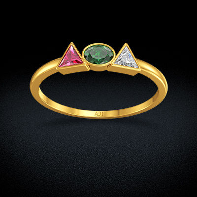 Stunning Gold Womens Ring alternate view 2
