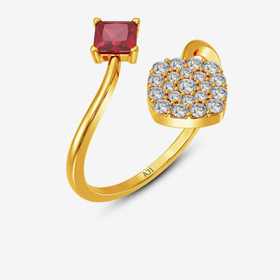 Squared Gold Women Ring alternate view 1