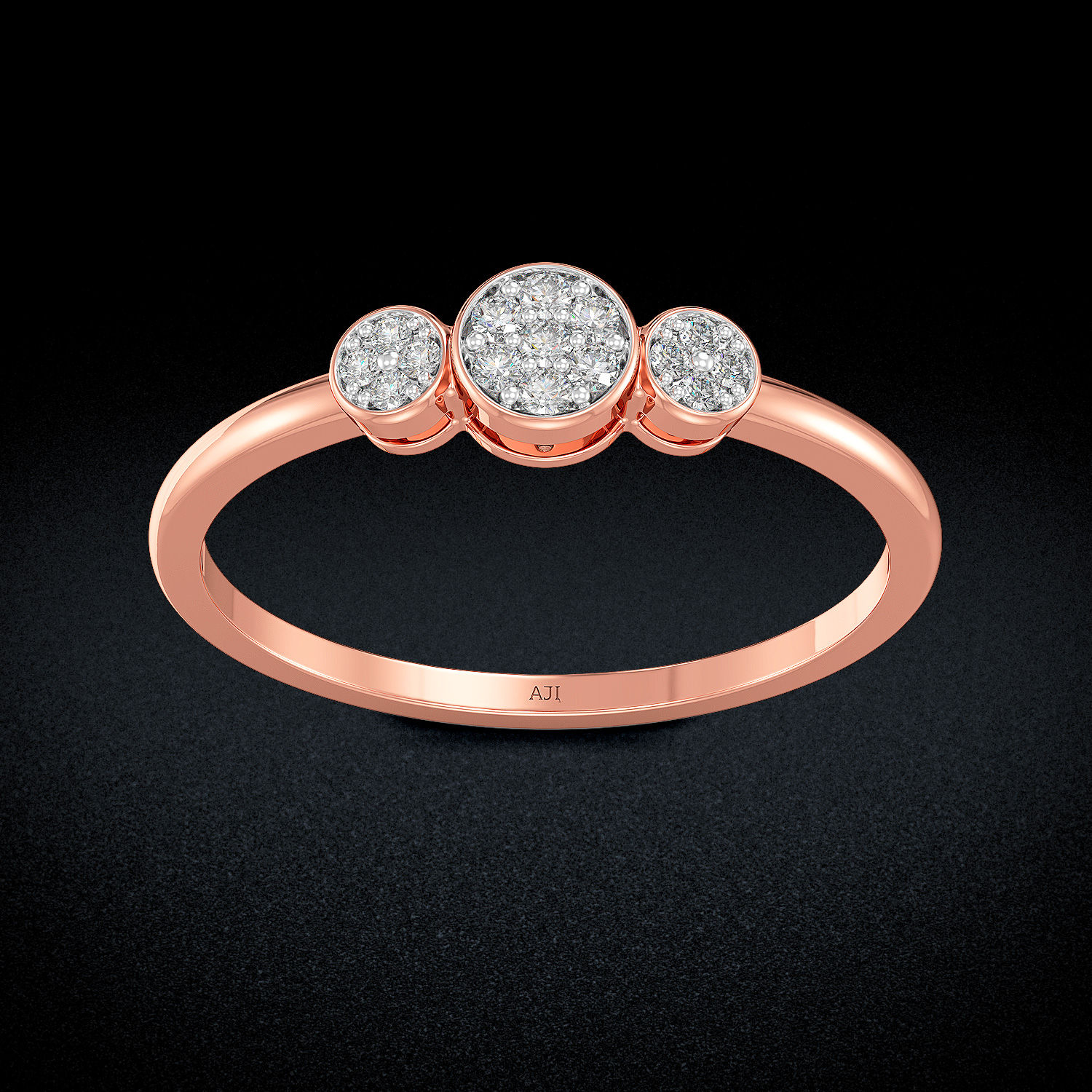 T-round Spectacular Diamond Ring image