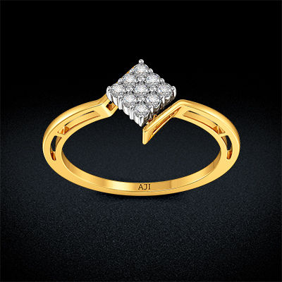 Kite-shaped Shiny Diamond Ring alternate view 2