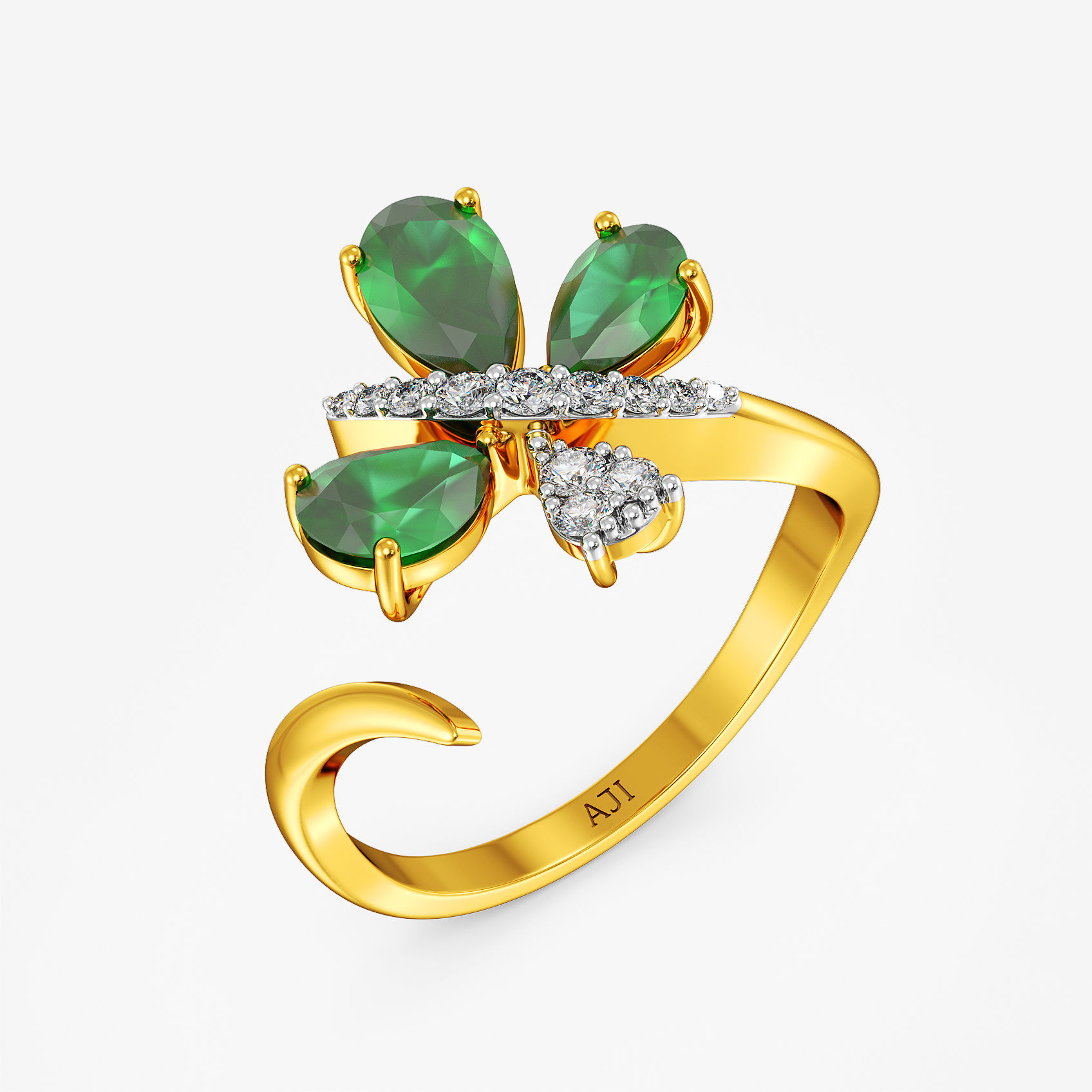 Flying Emerald Diamond Ring 