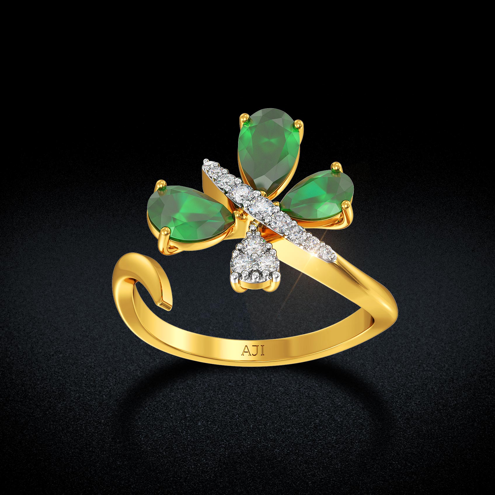 Flying Emerald Diamond Ring  image