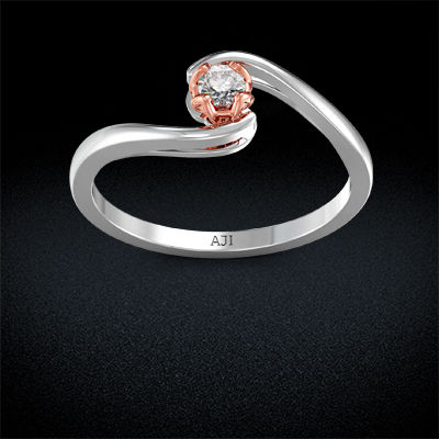Gleam Platinum Women Ring alternate view 2