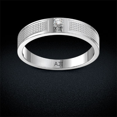 Gleaming Platinum Ring alternate view 2