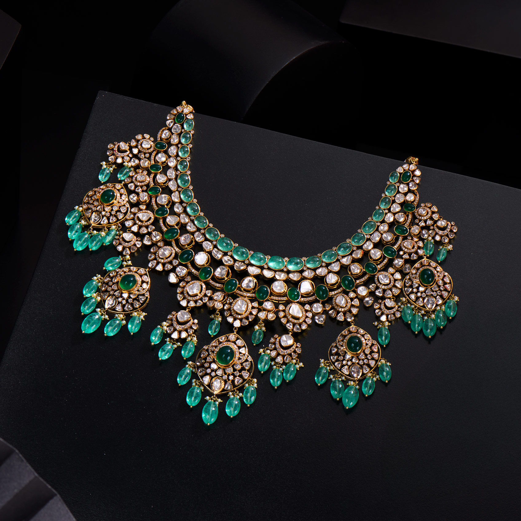 Buy Floral Luxe Uncut Diamond Necklace (DSRCN0009701) Online from