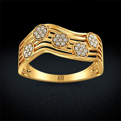 Fabulous Uncut Crystal Floret Designer Ring alternate view 2