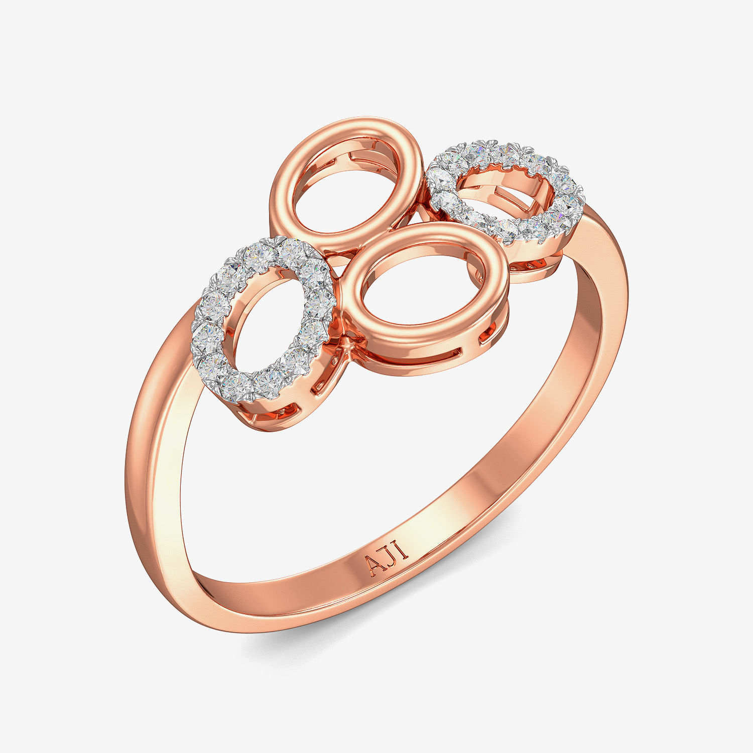 Four-round Fab Diamond Ring image