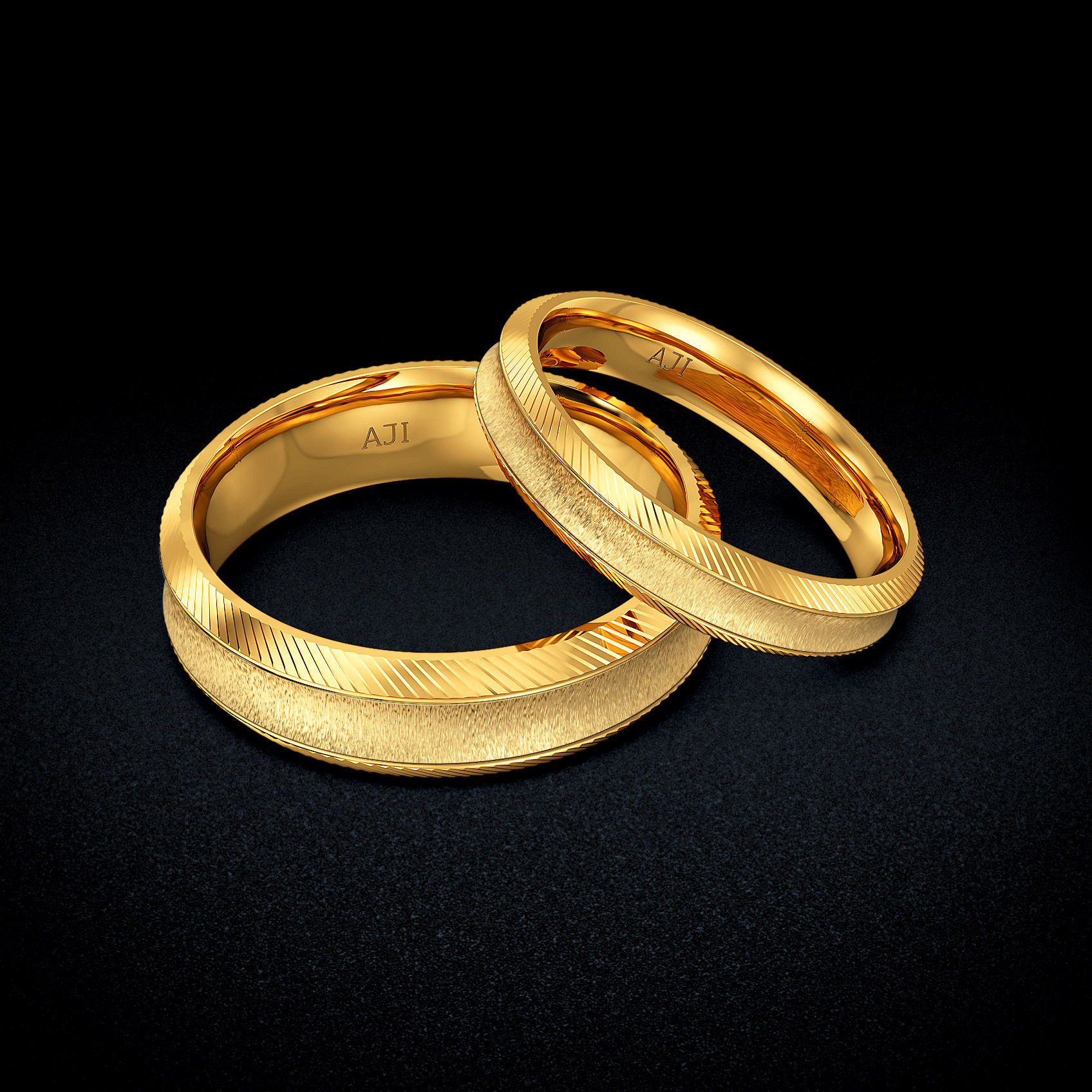 Angled Gleam Gold Couple Rings image