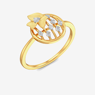 Round Floral Exquisite Diamond Ring image