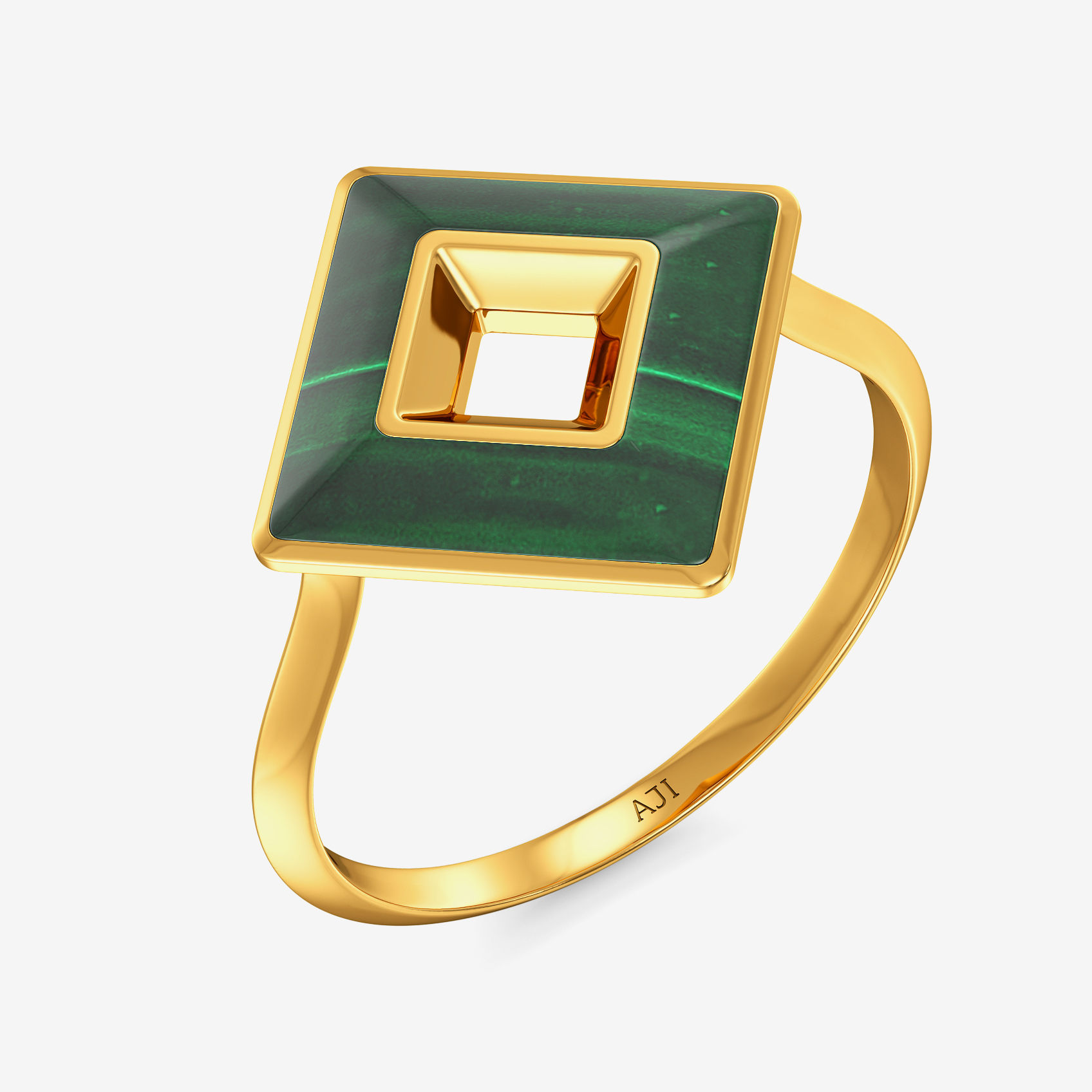 Chic Gold Green Accent Ring