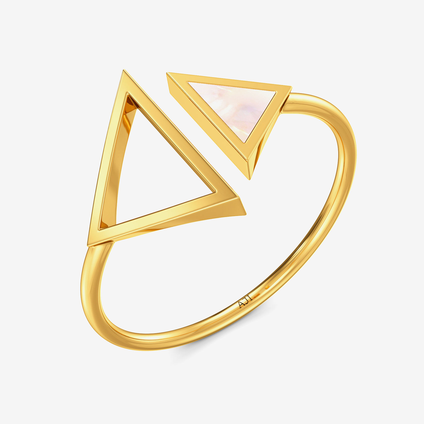Two TriGlow Stylish new Gold Ring