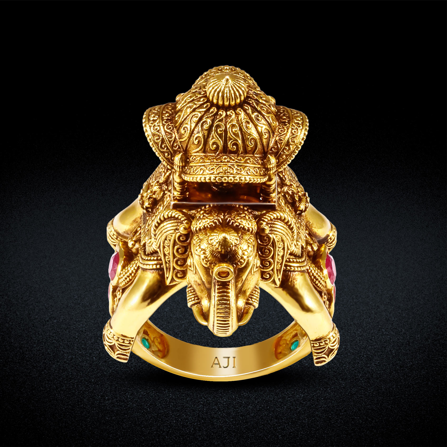 Lakshmi Heritage Ratha Gold Mens Ring image
