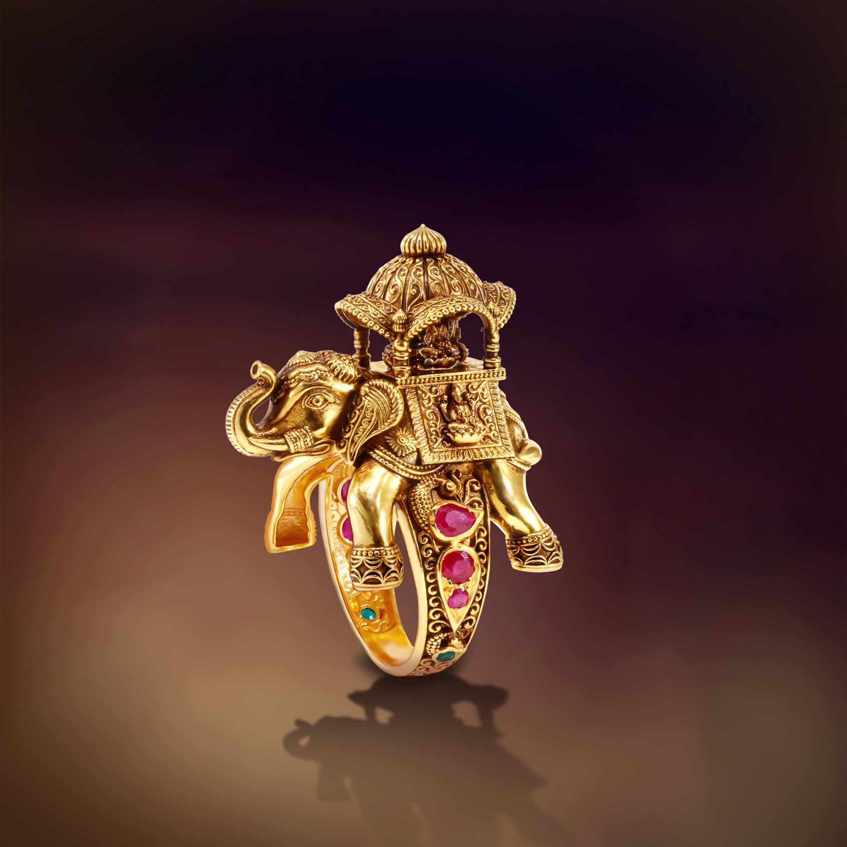 Lakshmi Heritage Ratha Gold Mens Ring image