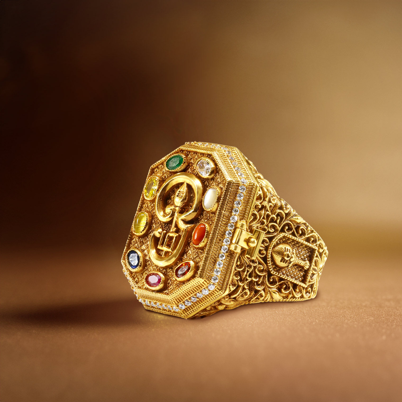 Skanda Om Gold Ring image